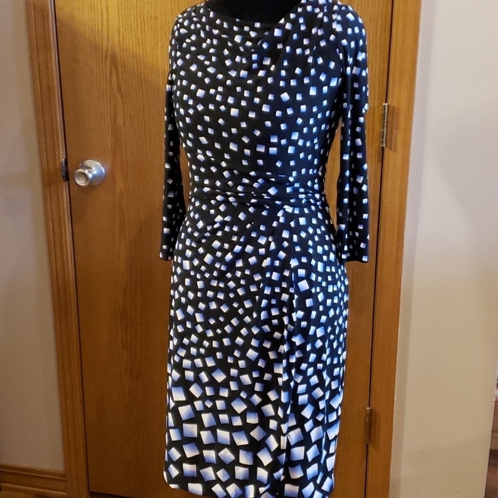 WHBM blue black geometric sleeve stretch dress